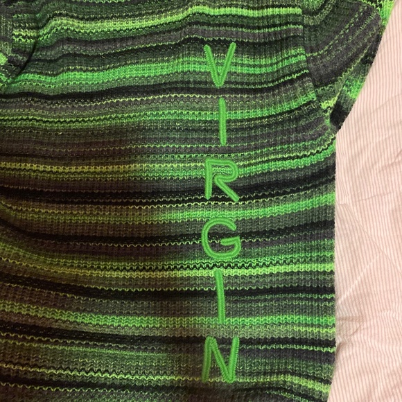 Fun ERL sweater - Picture 1 of 4